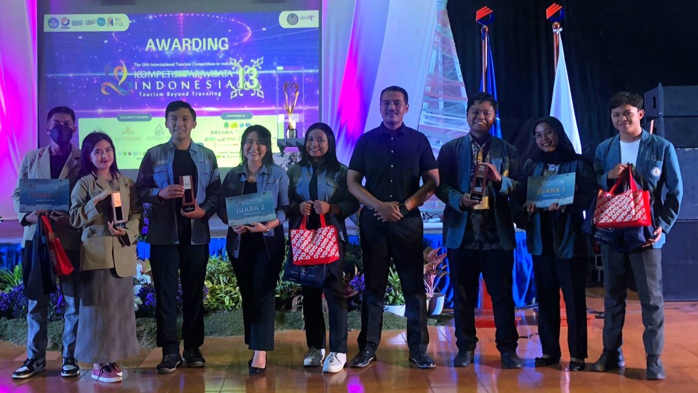 Kompetisi Mahasiswa UGM 3